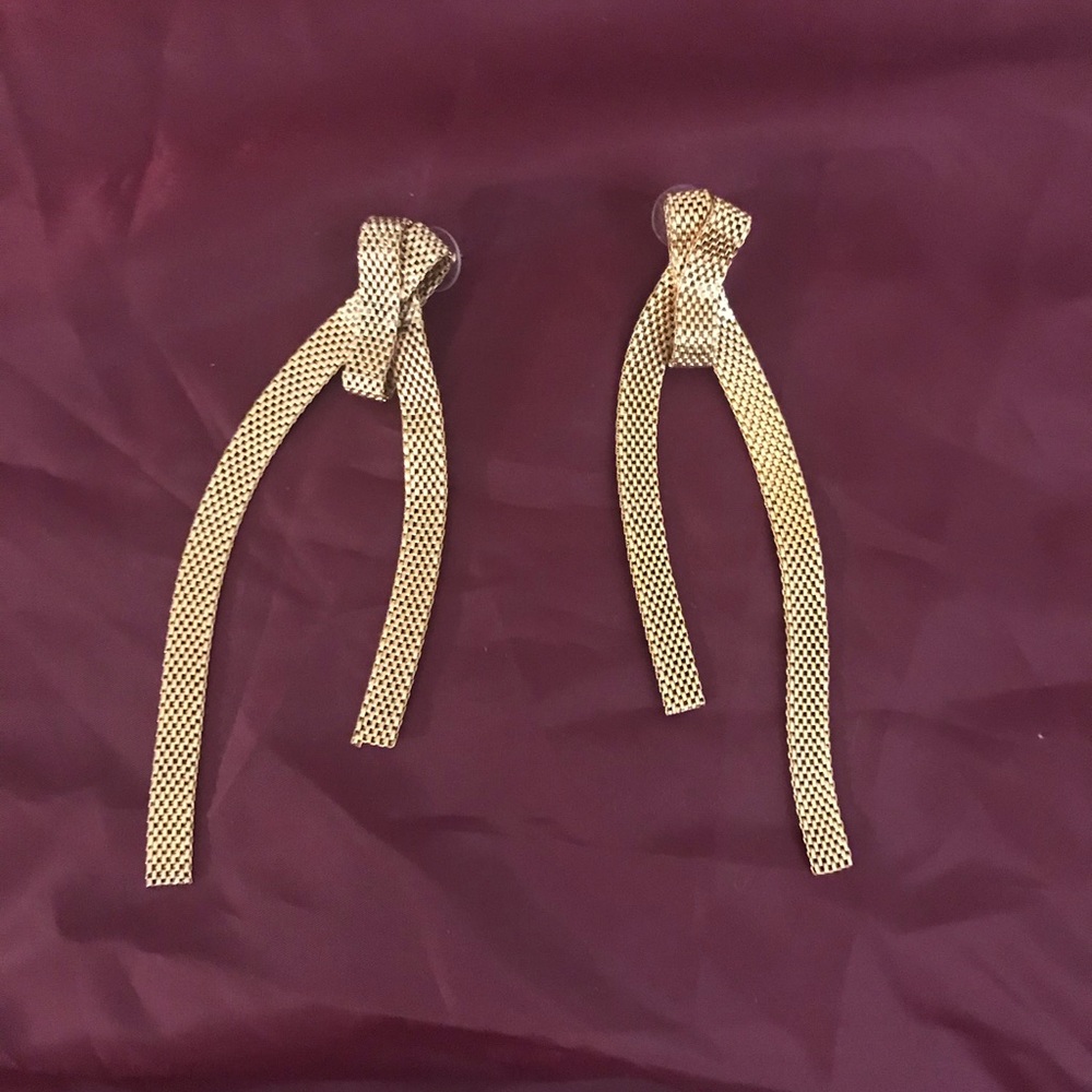 Big earring - Picture 2 of 3